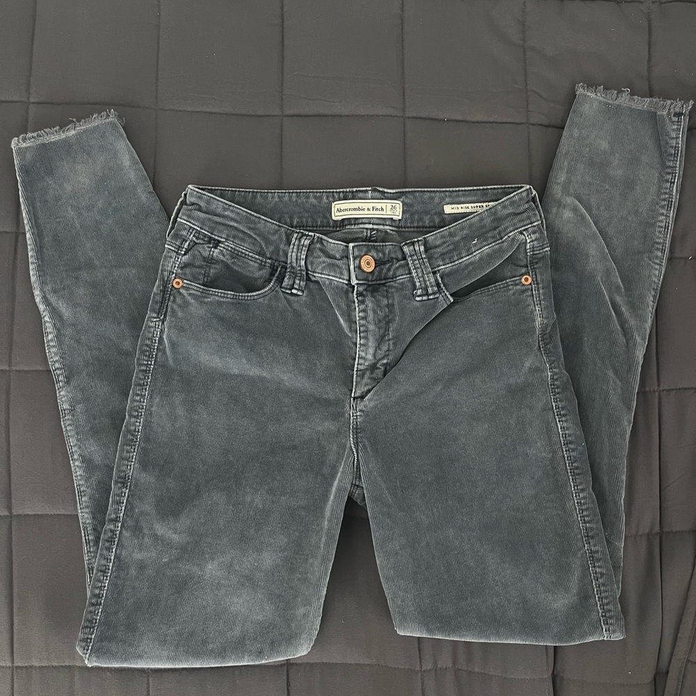Abercrombie & Fitch Mid Rise Skinny Jeans